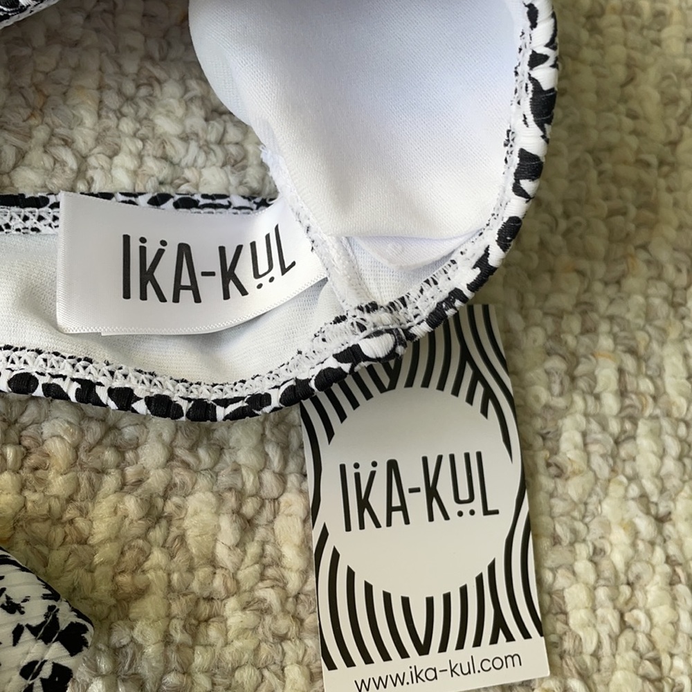 NWT IKA KUL Bikini - Picture 5 of 8